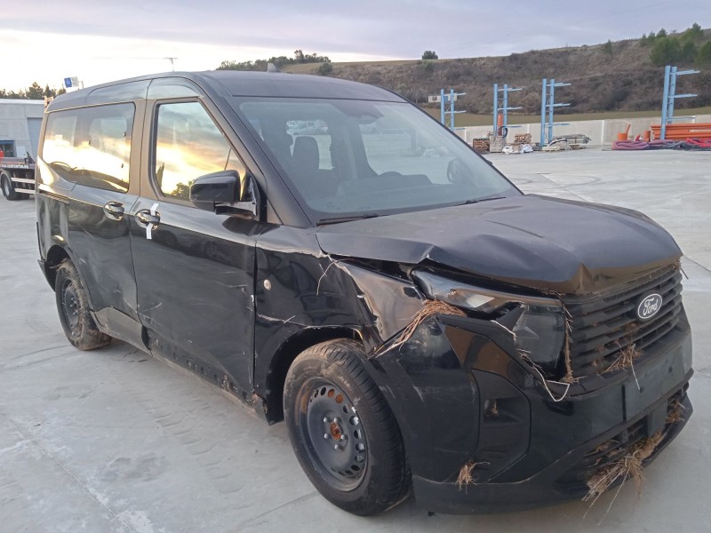 ford tourneo courier del año 2024