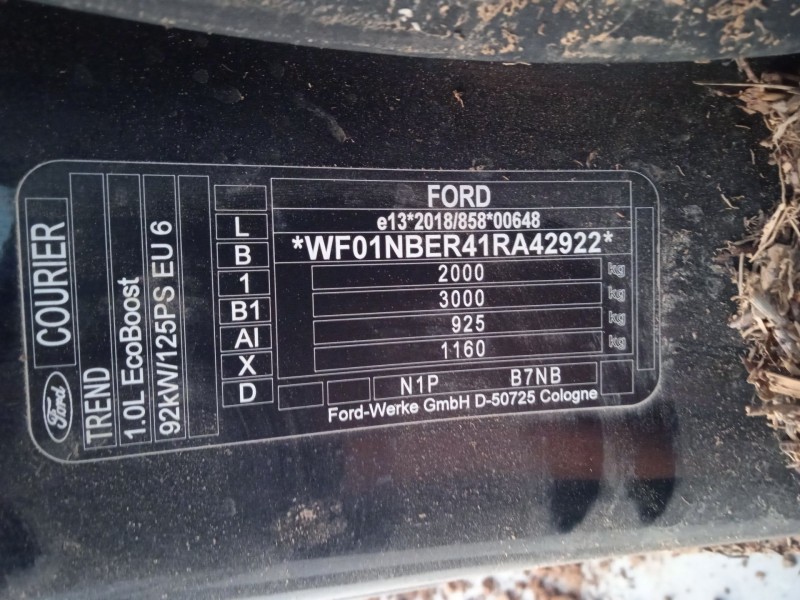 ford tourneo courier del año 2024