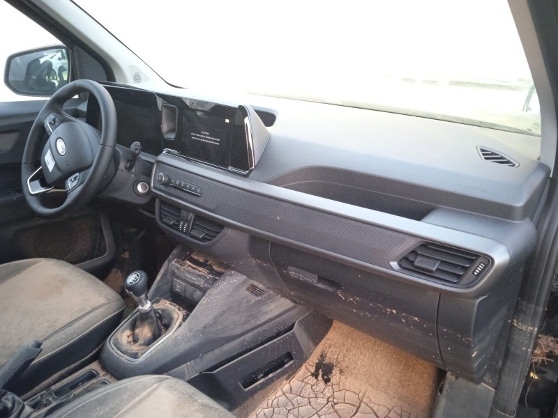 ford tourneo courier del año 2024