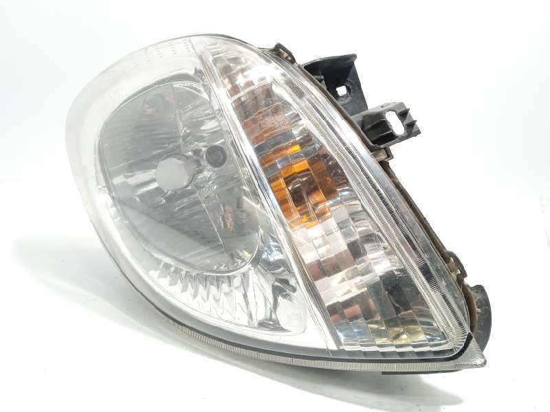 FARO IZQUIERDO 8200589032 