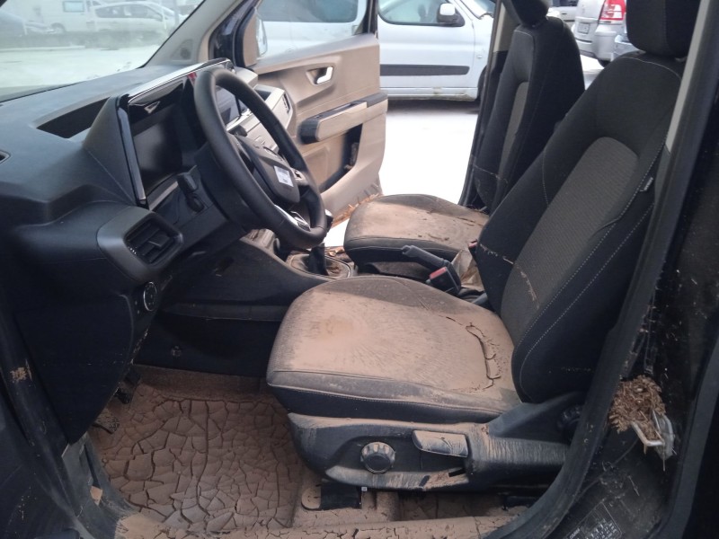 ford tourneo courier del año 2024