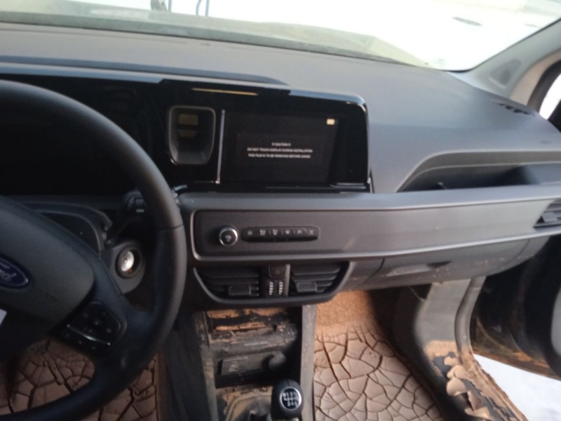 ford tourneo courier del año 2024