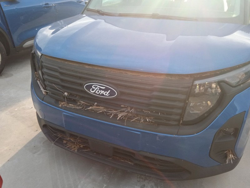 ford tourneo courier del año 2024