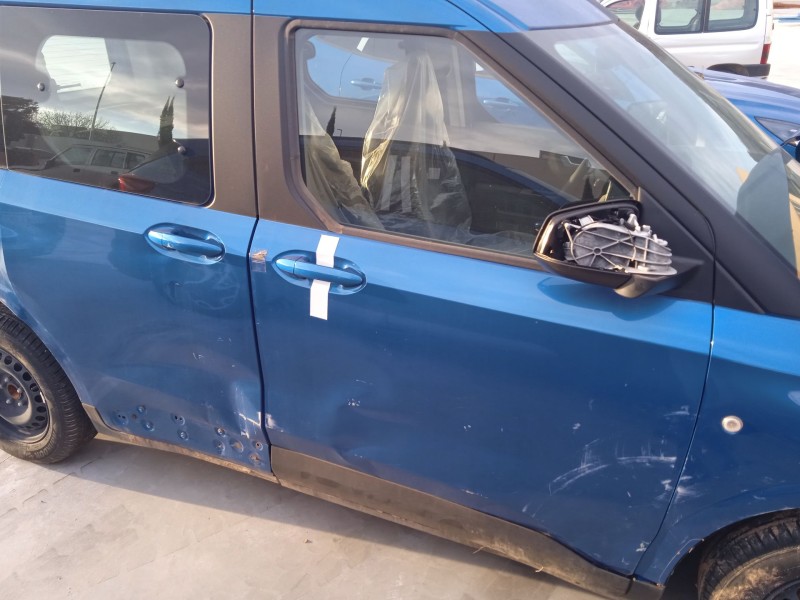 ford tourneo courier del año 2024