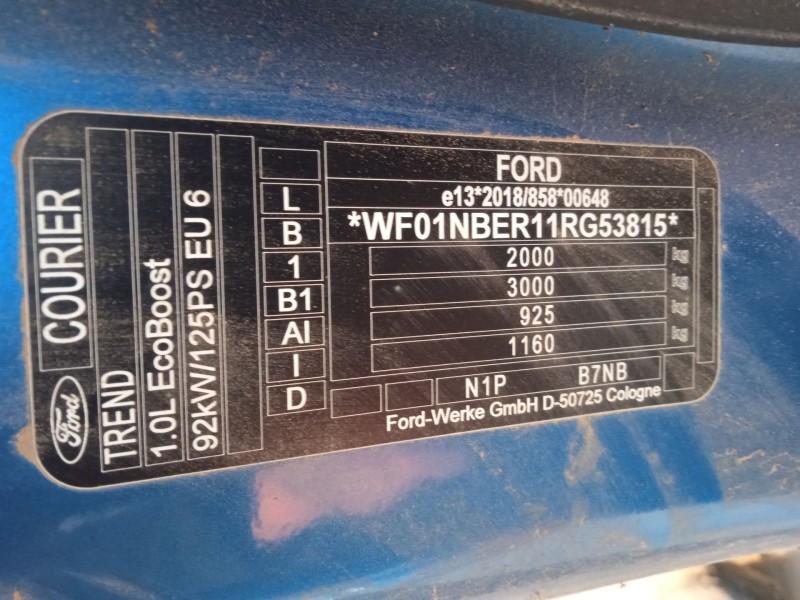 ford tourneo courier del año 2024