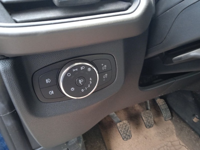 ford tourneo courier del año 2024