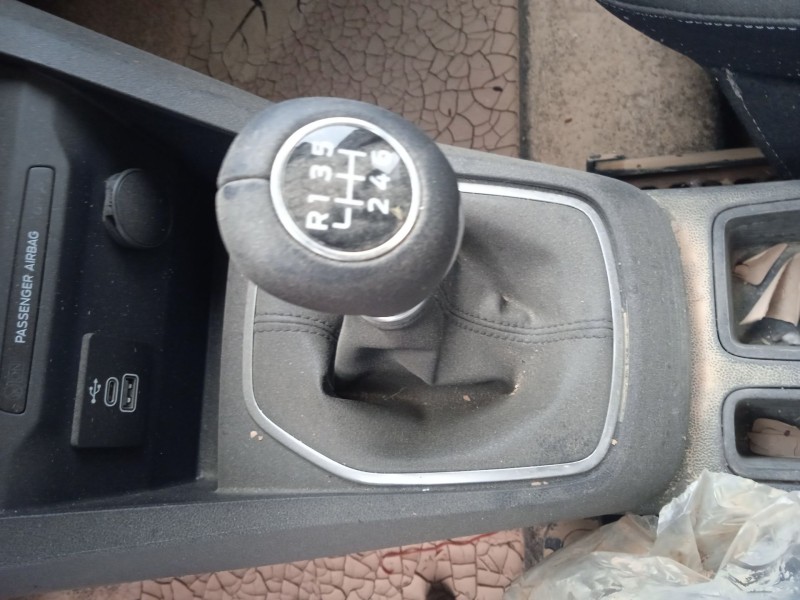 ford tourneo courier del año 2024