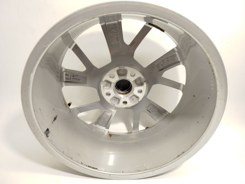 Recambio de llanta para audi q3 sportback (f3n) 35 tdi referencia OEM IAM 83A601025J  