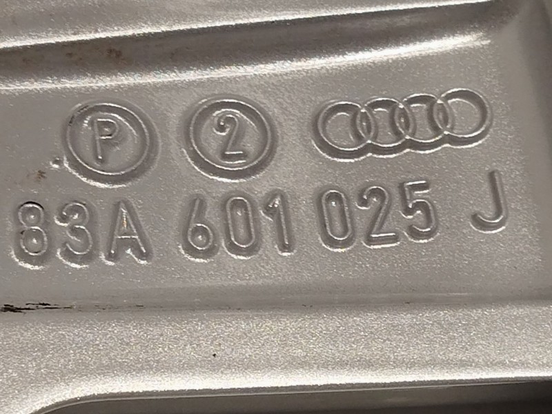 Recambio de llanta para audi q3 sportback (f3n) 35 tdi referencia OEM IAM 83A601025J  