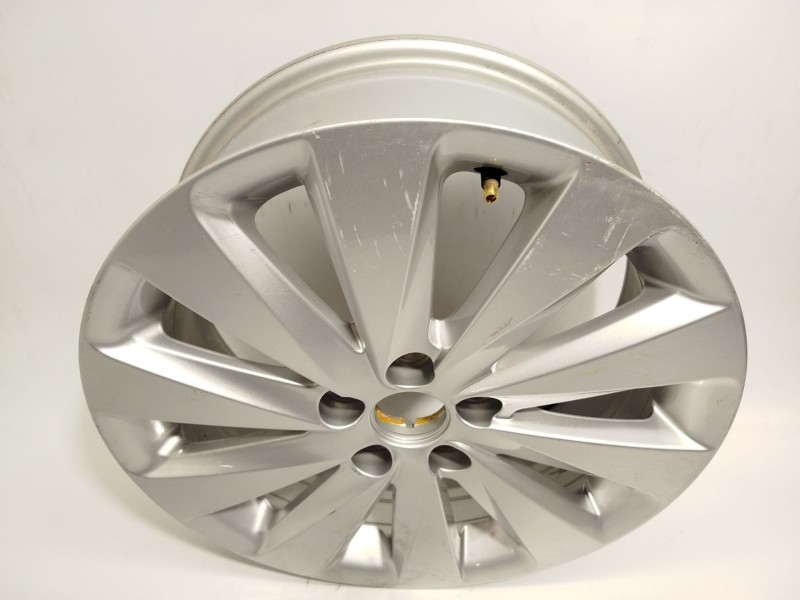 Recambio de llanta para seat arona (kj7, kjp) 1.0 tsi referencia OEM IAM 6F9601025  