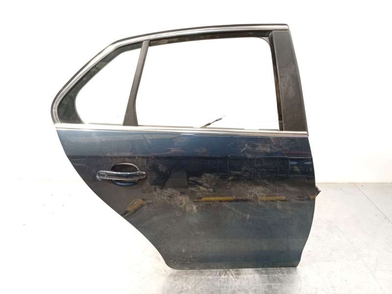 PUERTA TRASERA DERECHA 1K5833106E 