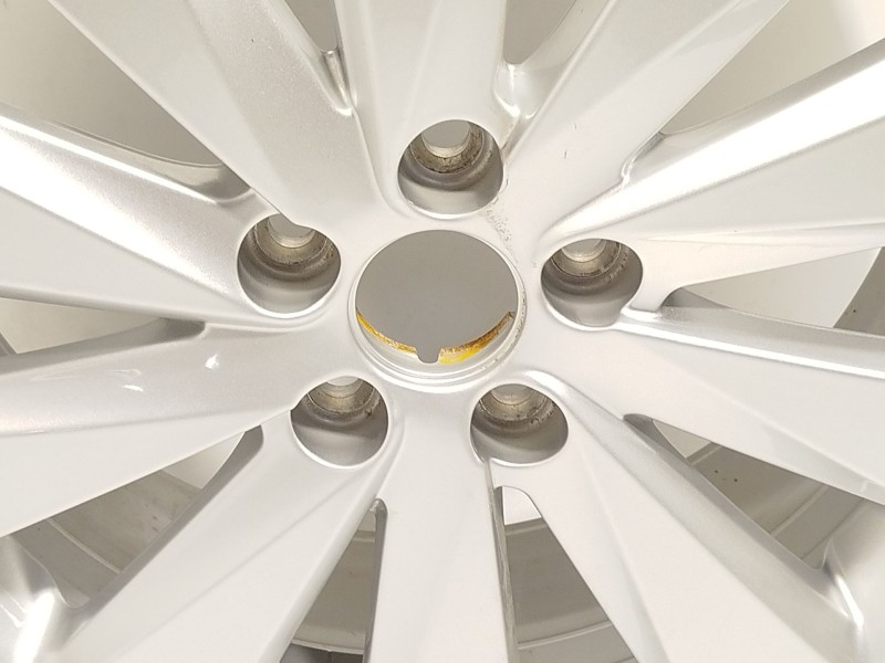 Recambio de llanta para seat arona (kj7, kjp) 1.0 tsi referencia OEM IAM 6F9601025  