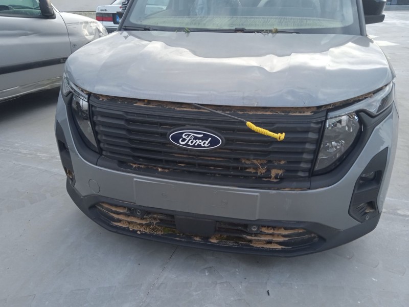 ford tourneo courier del año 2024