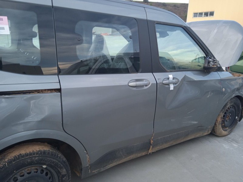 ford tourneo courier del año 2024