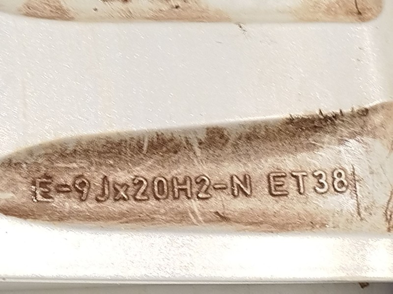 Recambio de llanta para audi e-tron (gen) 50 quattro referencia OEM IAM 4KE601025S  