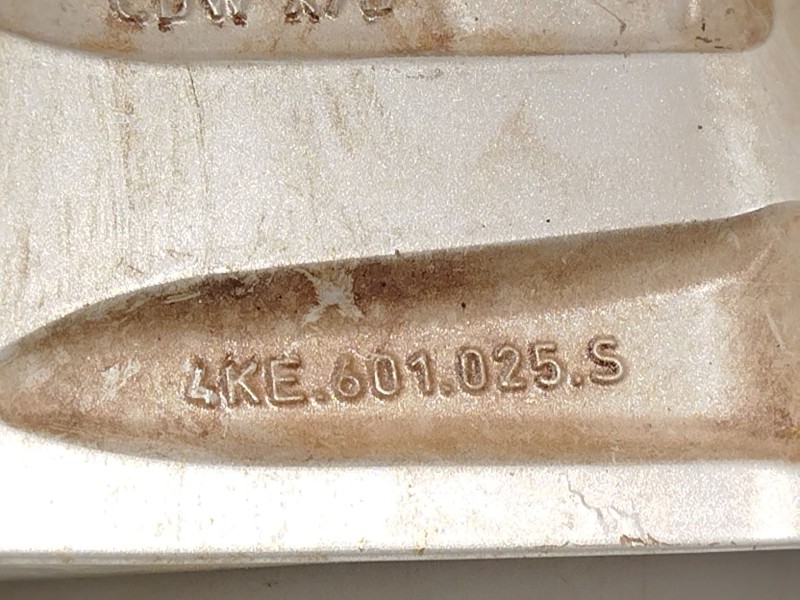 Recambio de llanta para audi e-tron (gen) 50 quattro referencia OEM IAM 4KE601025S  