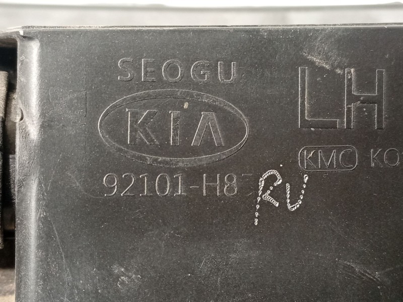 Recambio de faro izquierdo para kia stonic (yb) 1.2 cvvt referencia OEM IAM 92101H8500  