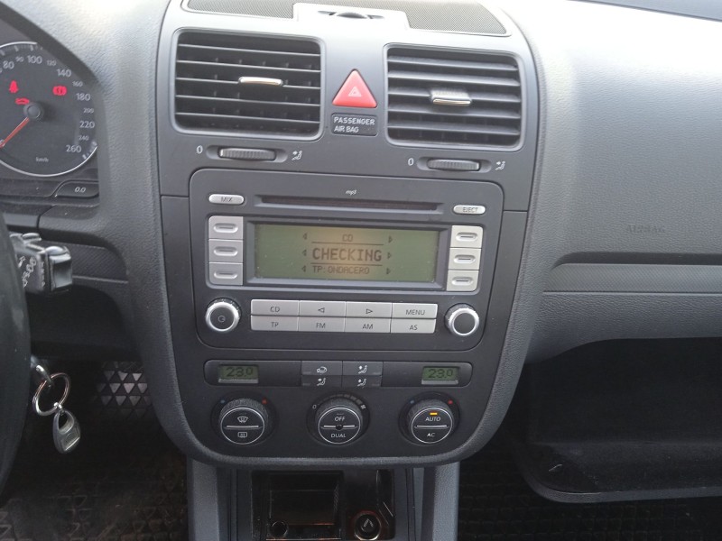 volkswagen golf v (1k1) del año 2007