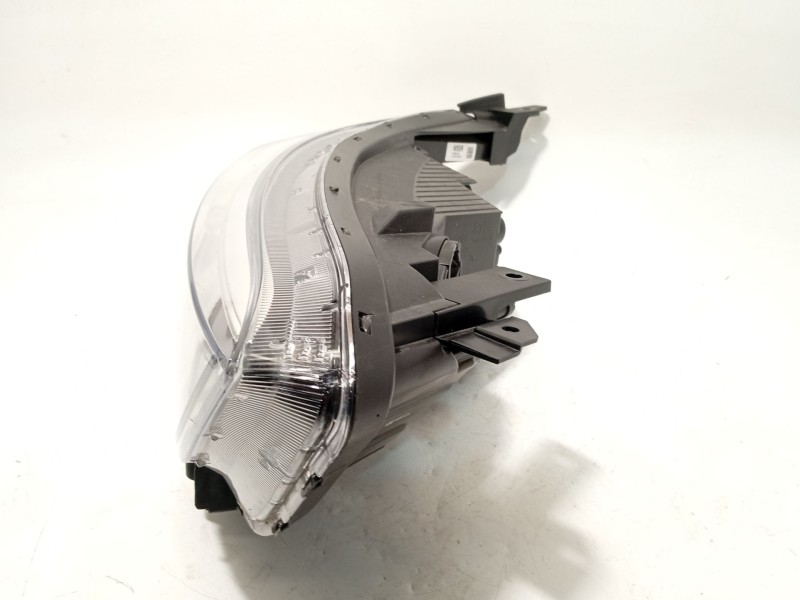 Recambio de faro derecho para kia stonic (yb) 1.0 t-gdi eco-dynamics+ referencia OEM IAM 92102H8500  