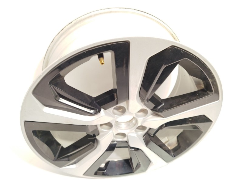 Recambio de llanta para audi a1 sportback (gba) 25 tfsi referencia OEM IAM 82A601025H  