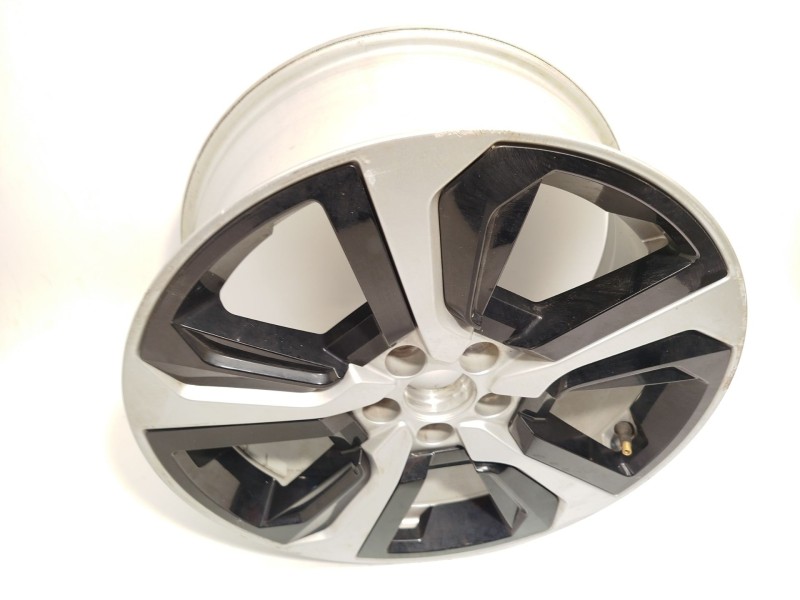 Recambio de llanta para audi a1 sportback (gba) 25 tfsi referencia OEM IAM 82A601025H  