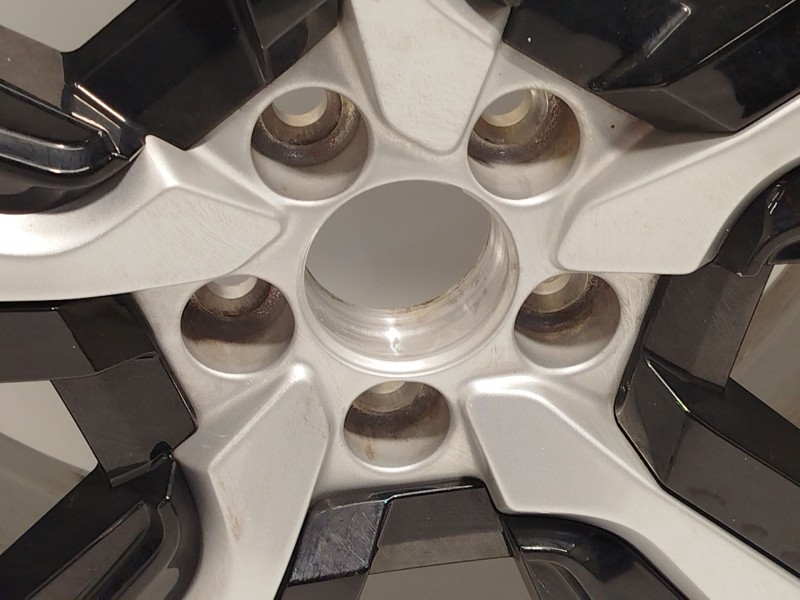 Recambio de llanta para audi a1 sportback (gba) 25 tfsi referencia OEM IAM 82A601025H  