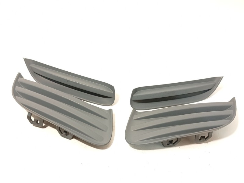 Recambio de molduras delanteras para renault clio iv grandtour (kh_) 1.2 tce 120 (khm0) referencia OEM IAM 620728875R  