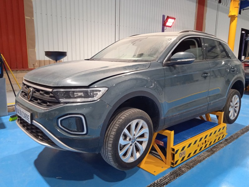 volkswagen t-roc (a11, d11) del año 2024