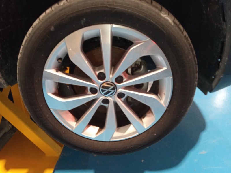 volkswagen t-roc (a11, d11) del año 2024