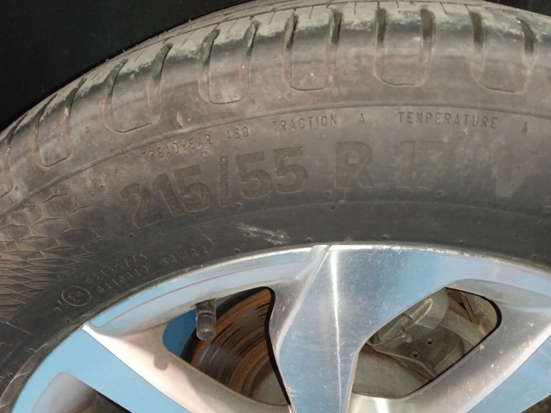 volkswagen t-roc (a11, d11) del año 2024