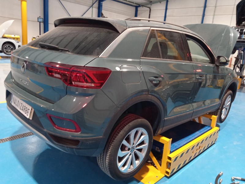 volkswagen t-roc (a11, d11) del año 2024