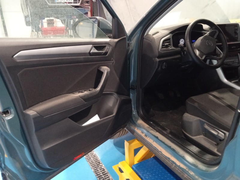 volkswagen t-roc (a11, d11) del año 2024