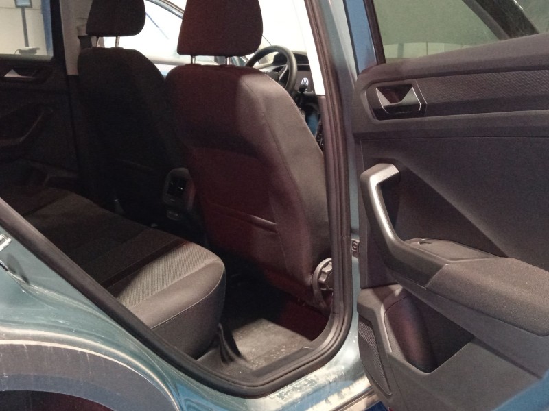 volkswagen t-roc (a11, d11) del año 2024