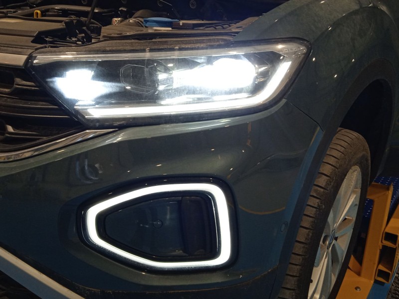 volkswagen t-roc (a11, d11) del año 2024