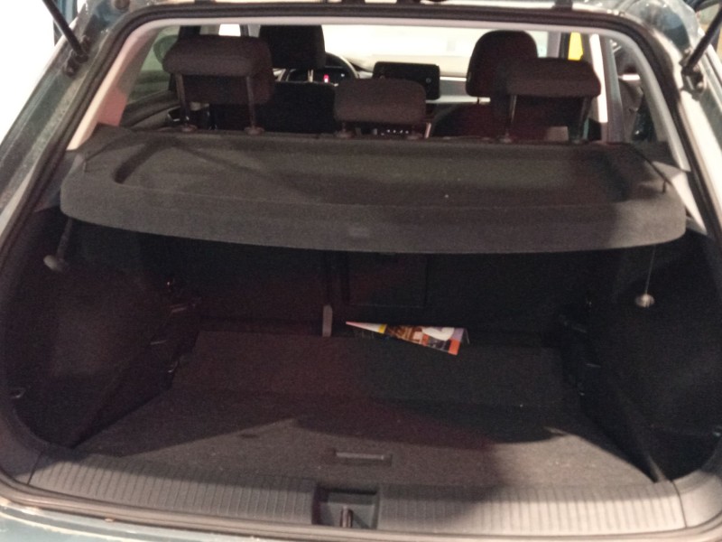 volkswagen t-roc (a11, d11) del año 2024