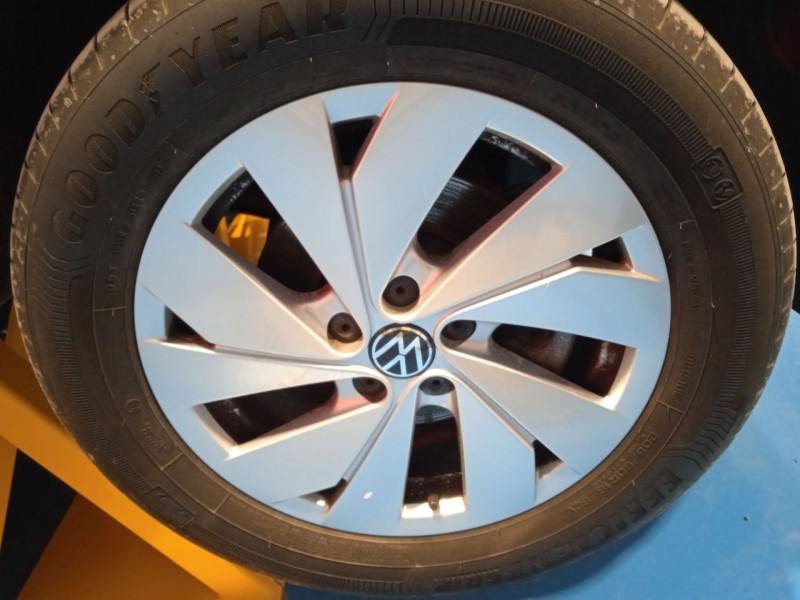 volkswagen t-cross (c11, d31) del año 2024