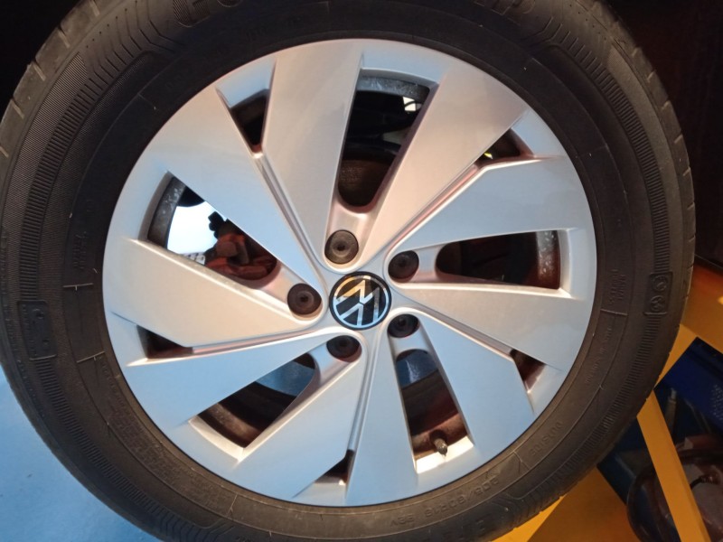 volkswagen t-cross (c11, d31) del año 2024