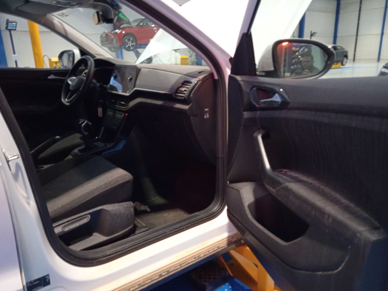 volkswagen t-cross (c11, d31) del año 2024