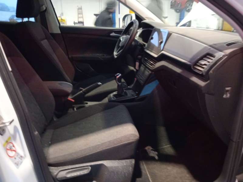 volkswagen t-cross (c11, d31) del año 2024