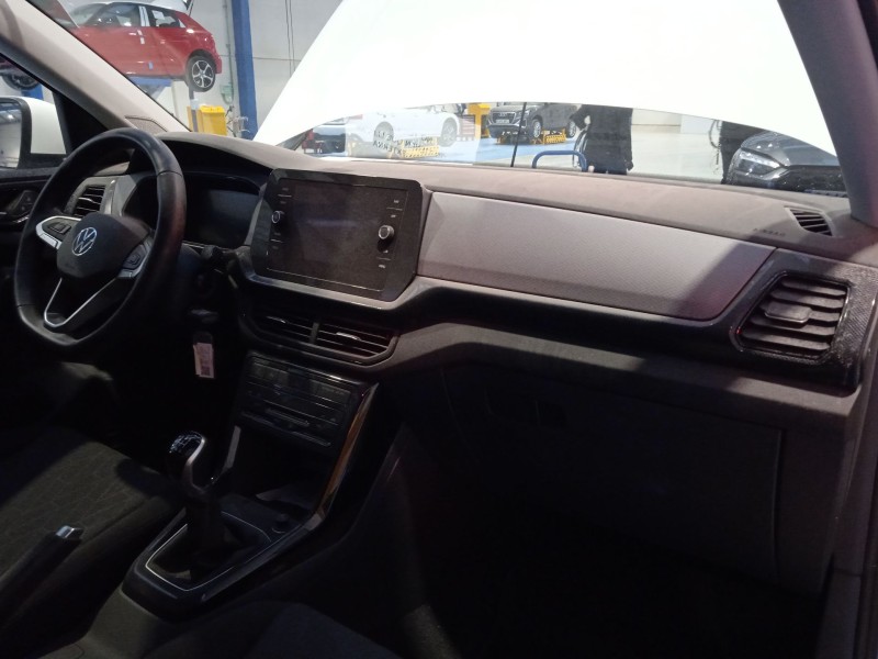 volkswagen t-cross (c11, d31) del año 2024