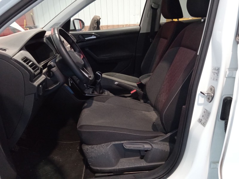 volkswagen t-cross (c11, d31) del año 2024