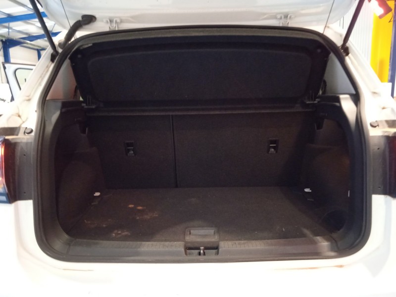 volkswagen t-cross (c11, d31) del año 2024