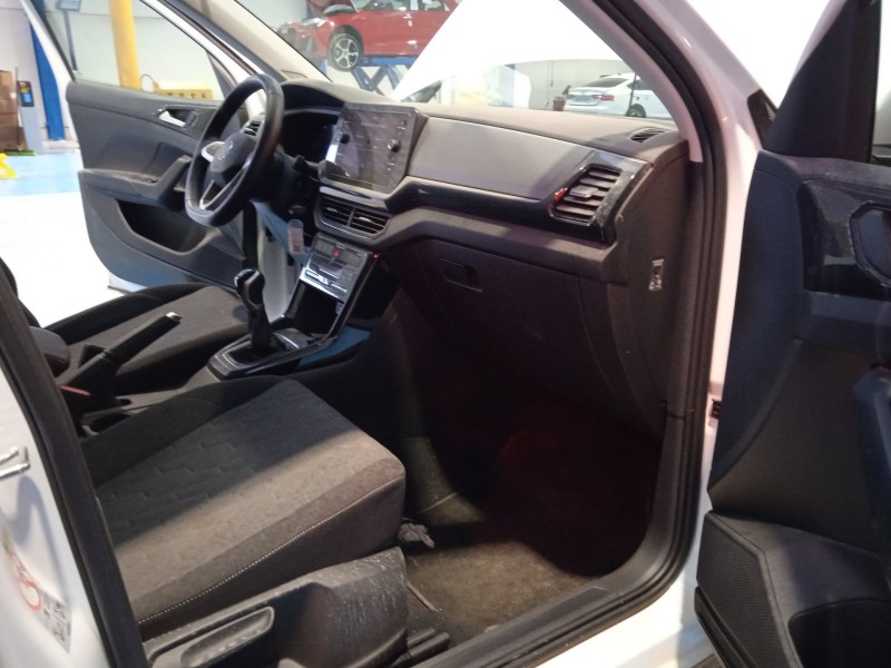 volkswagen t-cross (c11, d31) del año 2024