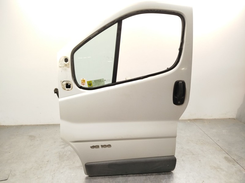 Recambio de puerta delantera izquierda para renault trafic ii furgoneta (fl) 1.9 dci 100 (fl0c) referencia OEM IAM   