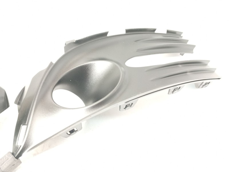 Recambio de rejilla paragolpes delantero para renault grand scénic iii (jz0/1_) 1.5 dci referencia OEM IAM 261525279R  