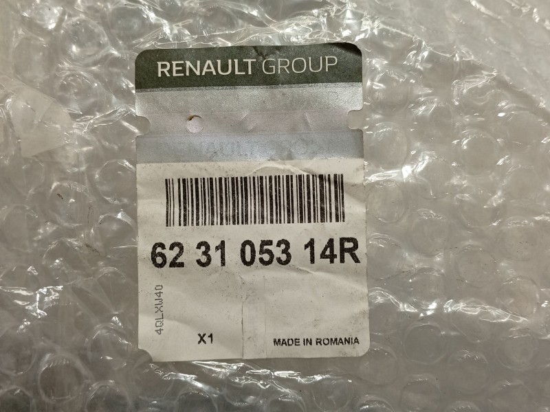 Recambio de rejilla delantera para renault duster (hm_) 1.5 dci 110 (hmab) referencia OEM IAM 623105314R  