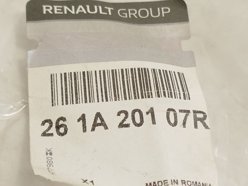 Recambio de rejilla paragolpes delantero para dacia sandero ii 1.5 dci referencia OEM IAM 261A20107R  
