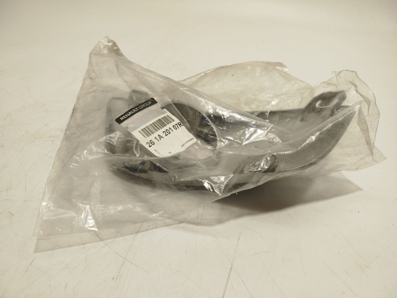 Recambio de rejilla paragolpes delantero para dacia sandero ii 1.5 dci referencia OEM IAM 261A20107R  