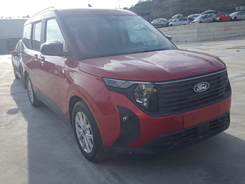 ford tourneo courier del año 2024