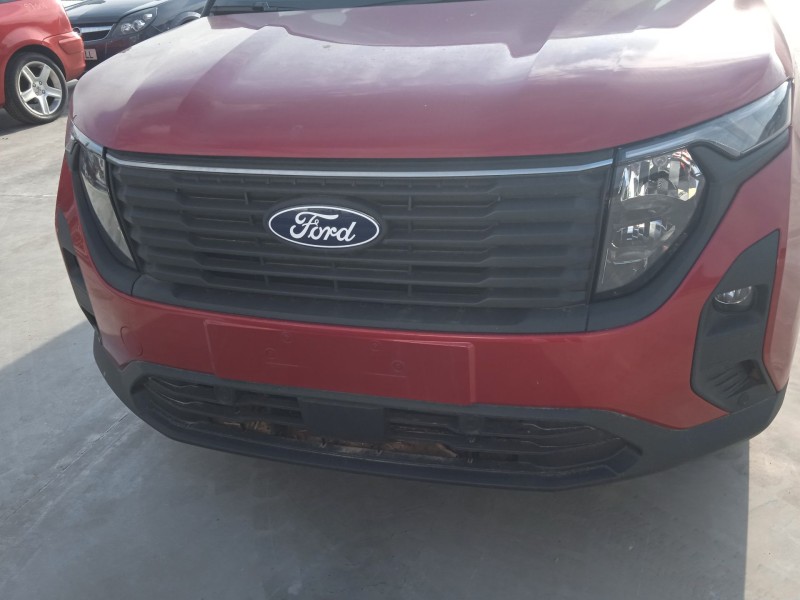 ford tourneo courier del año 2024